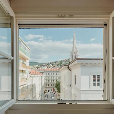 Aphrodite Luxury With Jacuzzi 公寓 *