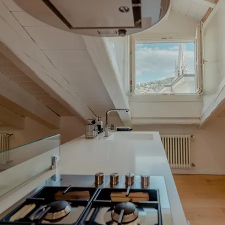 Aphrodite Luxury With Jacuzzi 公寓 的里雅斯特