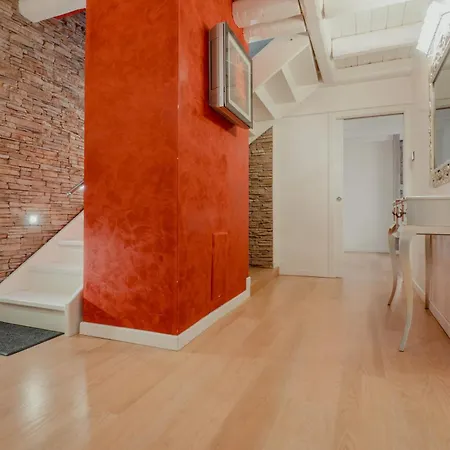 Aphrodite Luxury With Jacuzzi 的里雅斯特